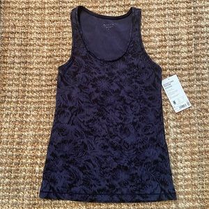 Athleta Scoop Tank NWT S
